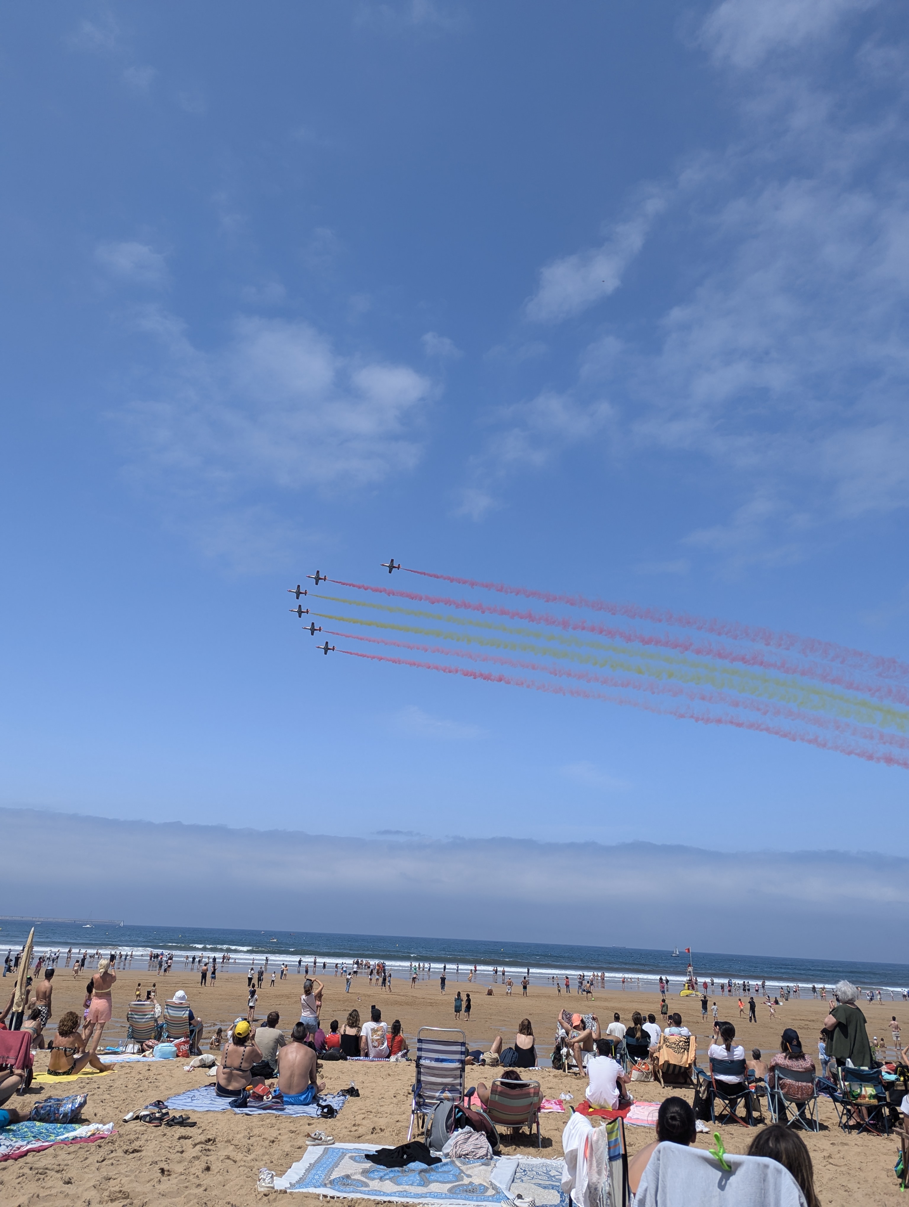 Arena dorada y Cantábrico